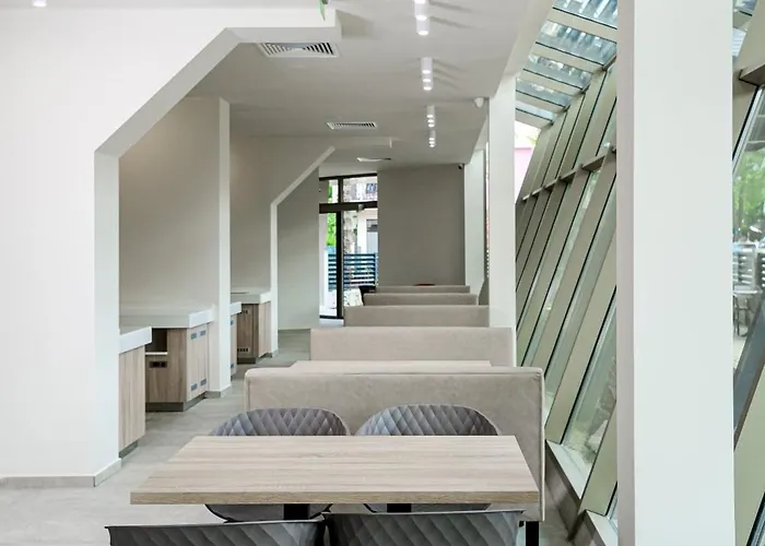 Laguna Park Sunrise Hotel