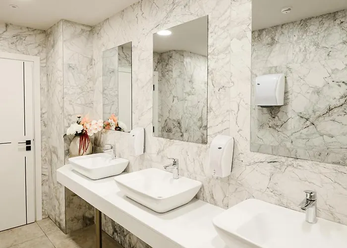 Laguna Park Sunrise Hotel