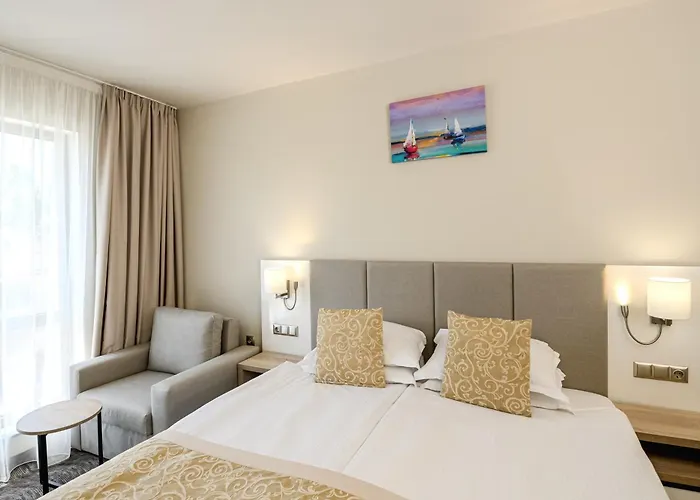 Hotel Laguna Park Sunrise Sunny Beach