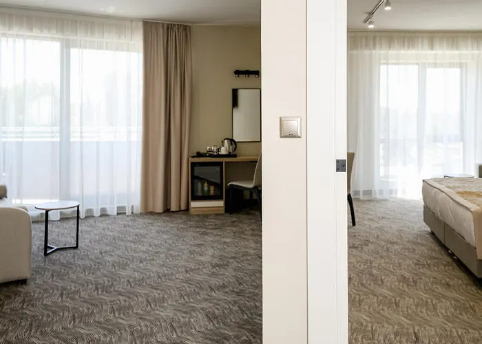 Laguna Park Sunrise Hotel 4*