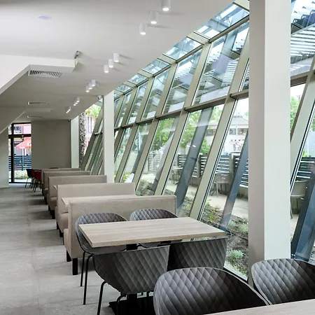 Laguna Park Sunrise Hotel 4*