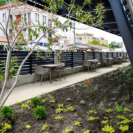 Laguna Park Sunrise 4*