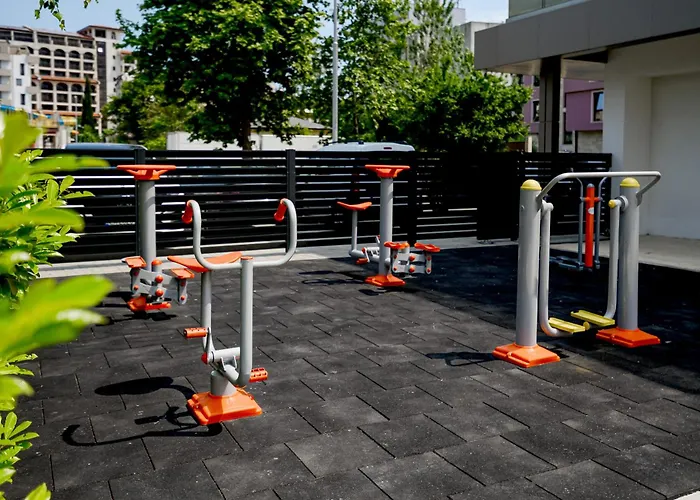 Laguna Park Sunrise סאני ביץ'