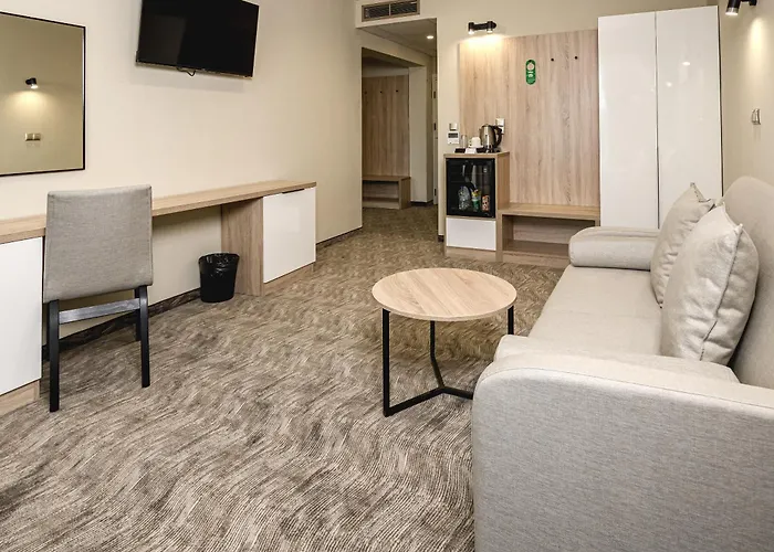 מלון Laguna Park Sunrise סאני ביץ'