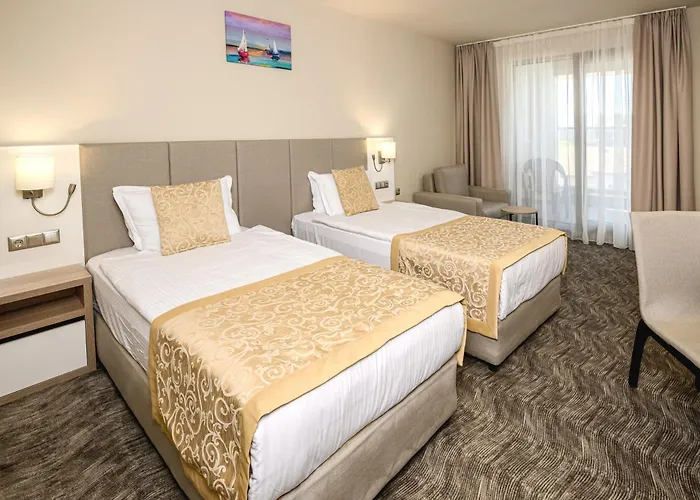 מלון Laguna Park Sunrise